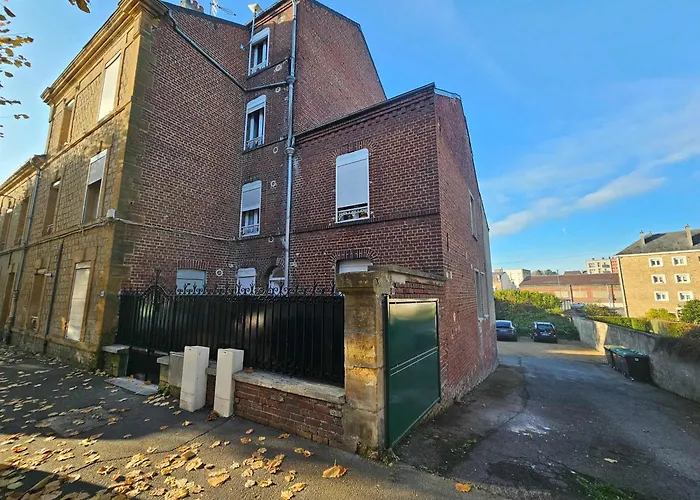 Confortable Avec Parking Daire