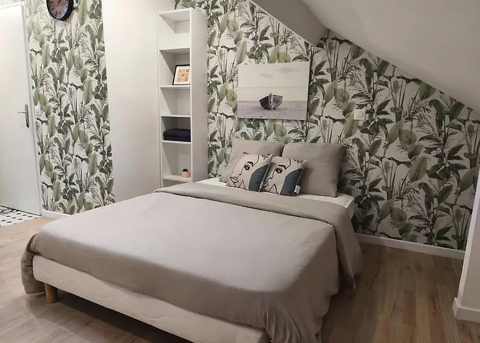 Confortable Avec Parking Charleville-Mézières